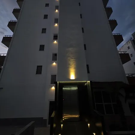 Alea 300m From Beach, Umbrella And Sunbeds Included, Parking, Wifi, Up To 5 People