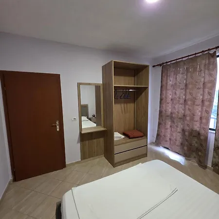 Alea 300m From Beach, Umbrella And Sunbeds Included, Parking, Wifi, Up To 5 People דירה