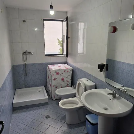 Alea 300m From Beach, Umbrella And Sunbeds Included, Parking, Wifi, Up To 5 People דירה