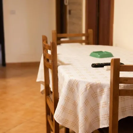 Appartement Alea 300m From Beach, Umbrella And Sunbeds Included, Parking, Wifi, Up To 5 People *